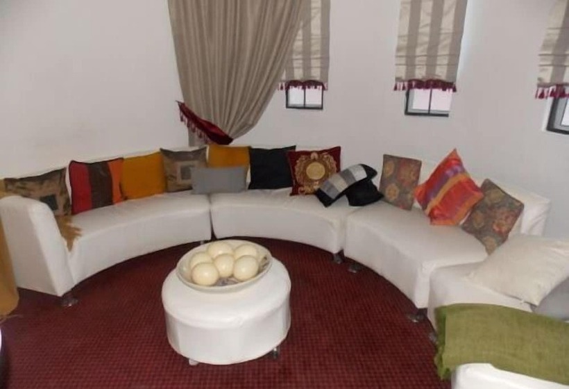 بنسيون Aligeo Guest House