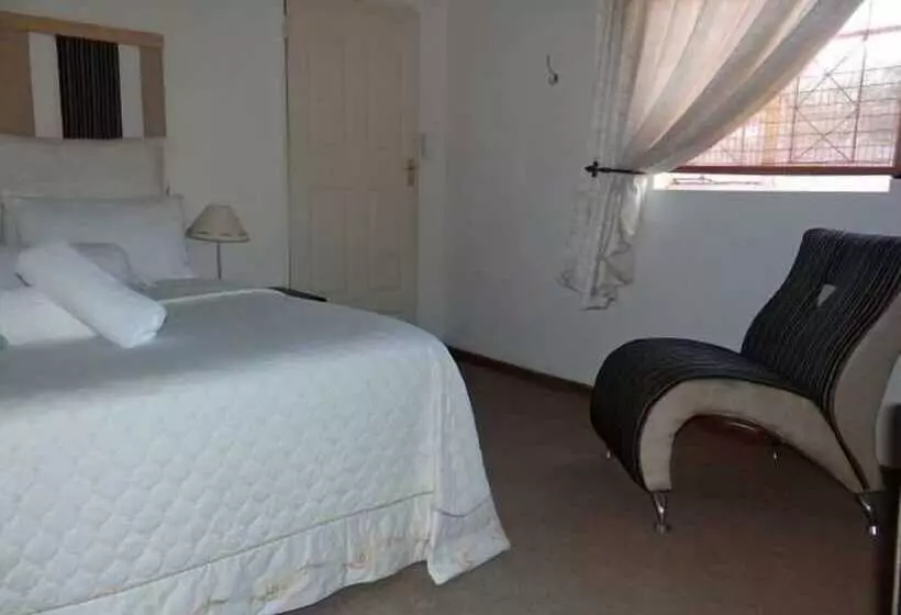 Majatalo Aligeo Guest House