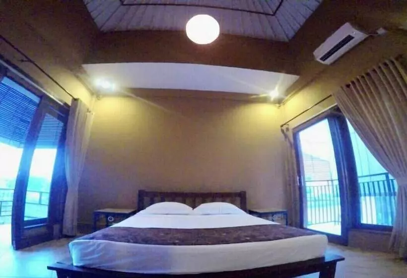 ペンション Klipes Guest House