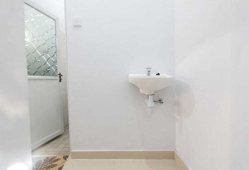 膳宿费 Two Made's Guest House