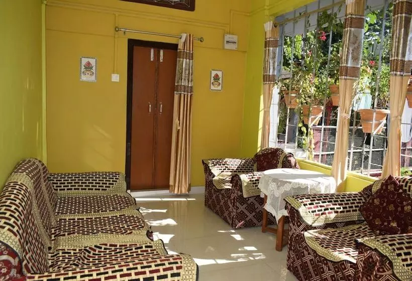 リゾートホテル Sneha Bhawan