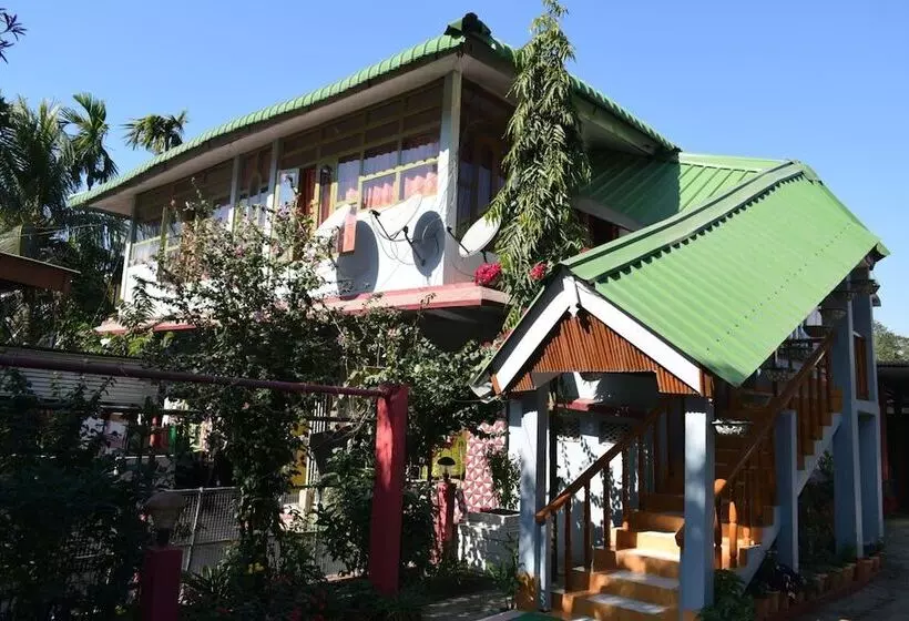 リゾートホテル Sneha Bhawan