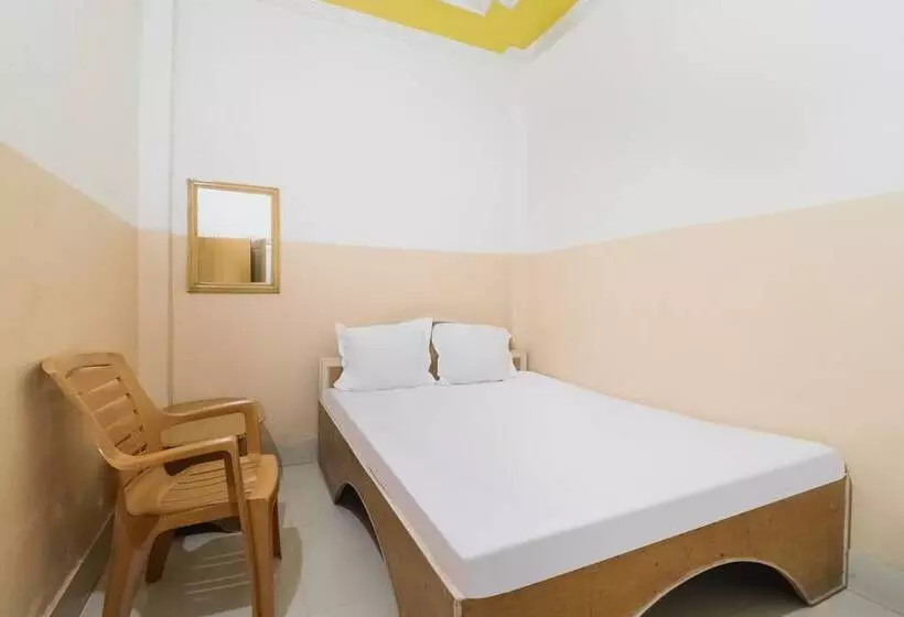 Spot On 60195 Hotel Rajvansh