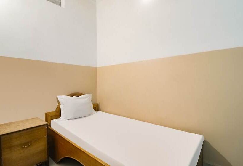 Spot On 60195 Hotel Rajvansh