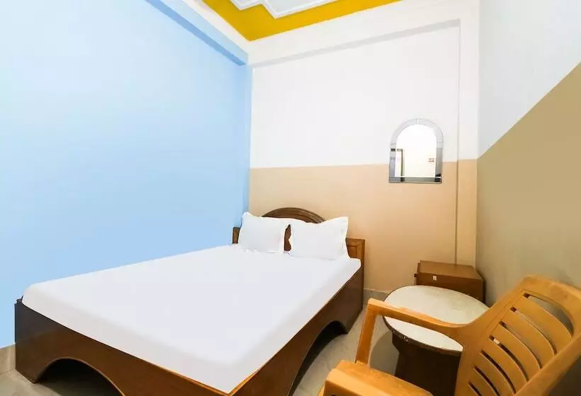 Spot On 60195 Hotel Rajvansh