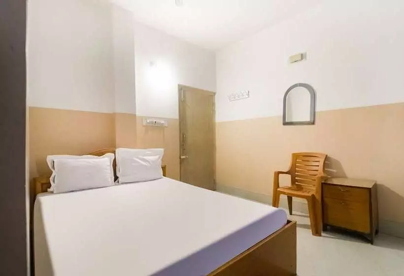 Spot On 60195 Hotel Rajvansh