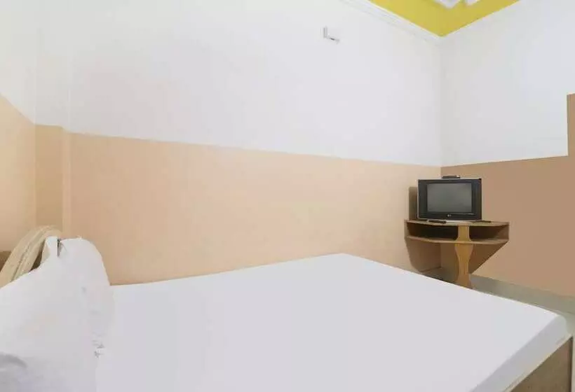 Spot On 60195 Hotel Rajvansh