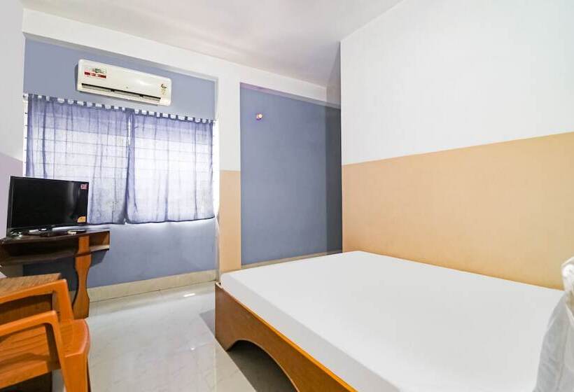 Spot On 60195 Hotel Rajvansh