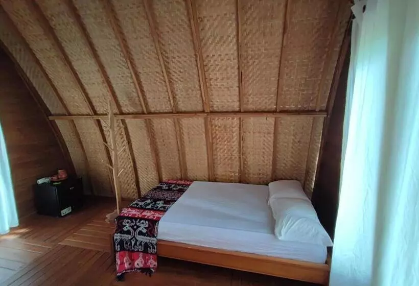Retkeilymaja Wajonata Sumba