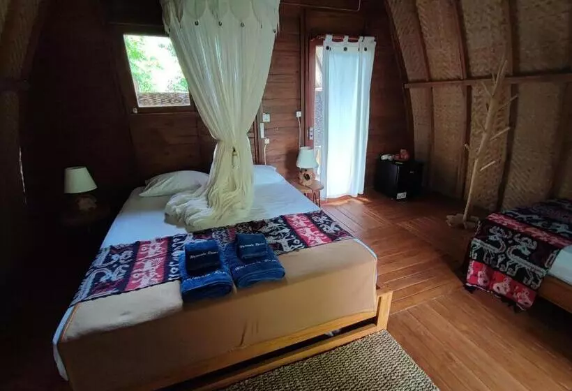 Retkeilymaja Wajonata Sumba