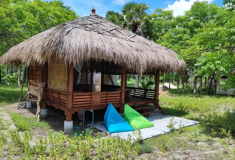 Retkeilymaja Wajonata Sumba