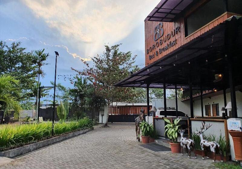 Borobudur Bed & Breakfast   Hostel