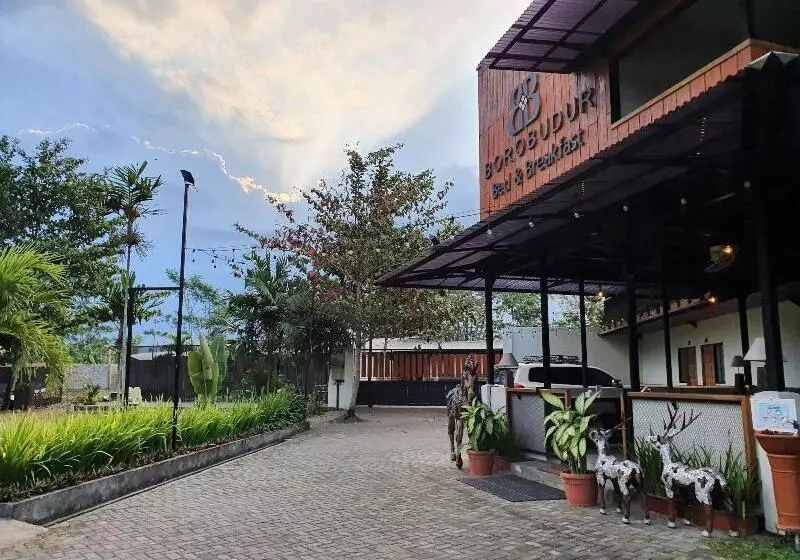 Borobudur Bed & Breakfast   Hostel