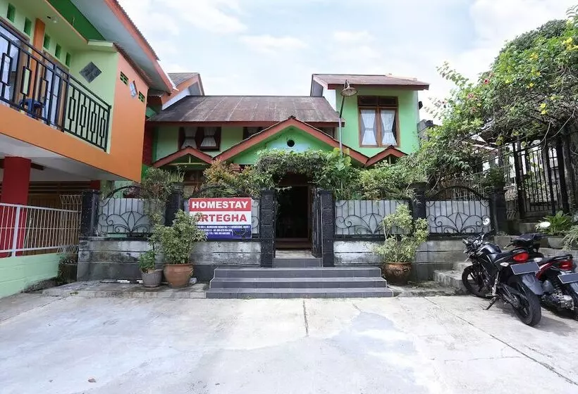 Ostello Spot On 2514 Homestay Ortegha