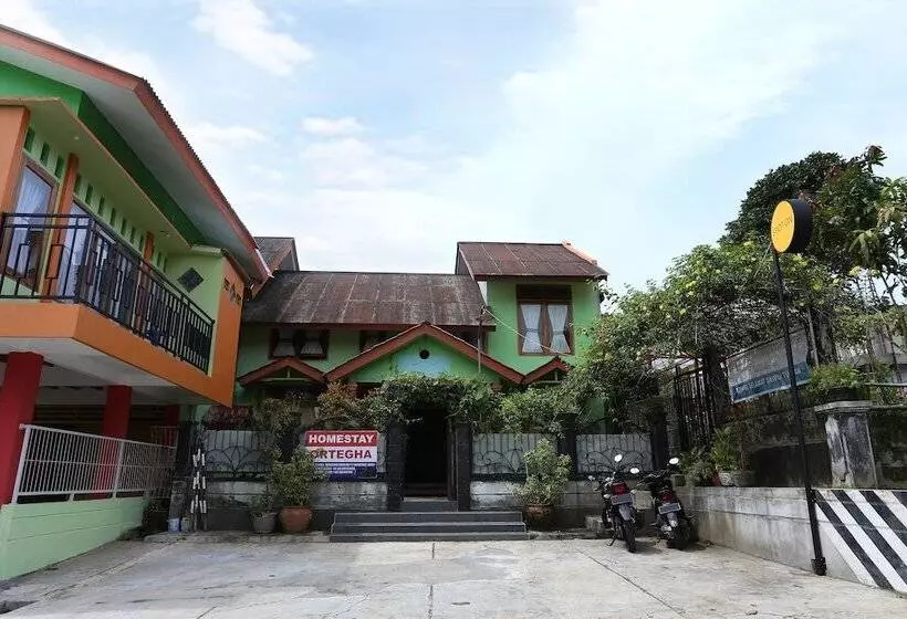 Ostello Spot On 2514 Homestay Ortegha