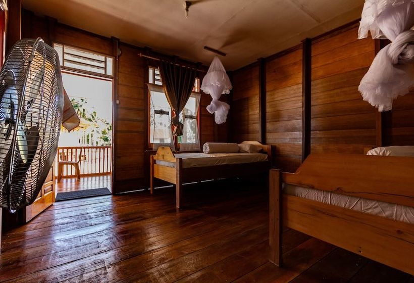 צימר Lances Right Villas Katiet