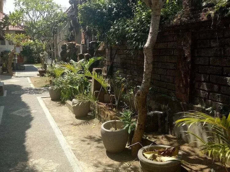 ベッドアンドブレックファースト Suandi House