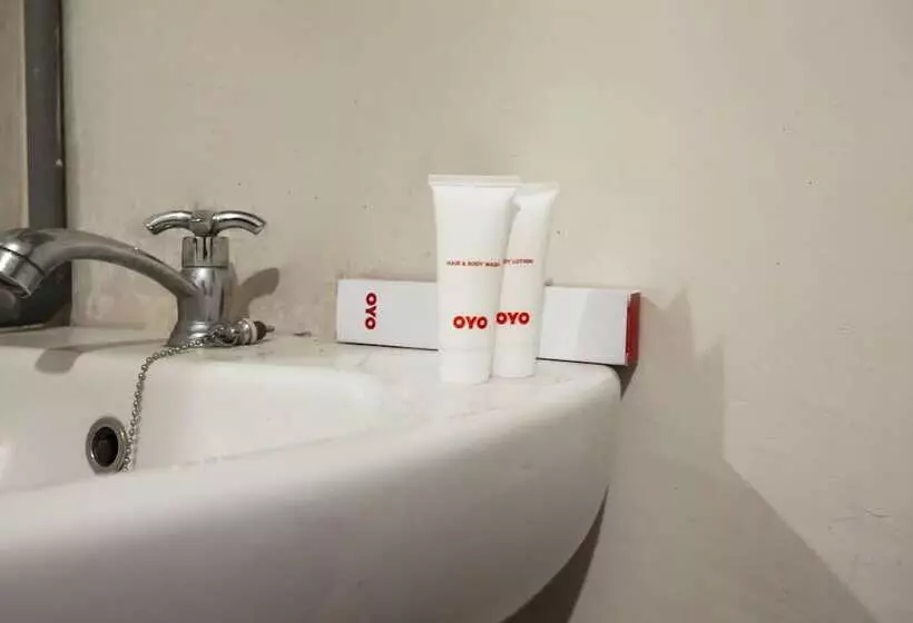 Hotelli Apple By Oyo Rooms