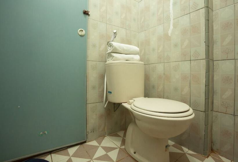 Отель Apple By Oyo Rooms