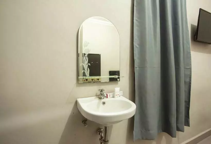 Hotelli Apple By Oyo Rooms