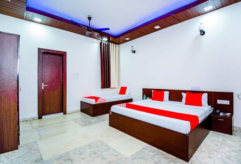 호텔 Mubarak By Oyo Rooms