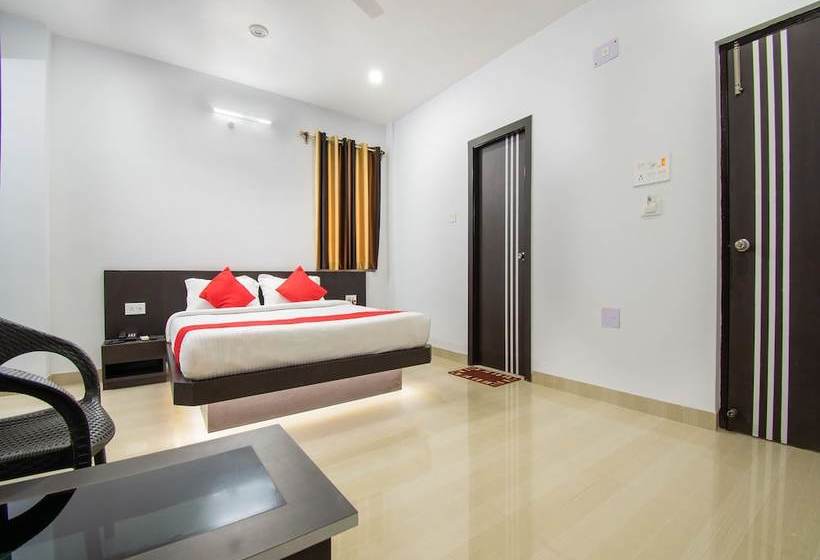 ホテル S G International By Oyo Rooms