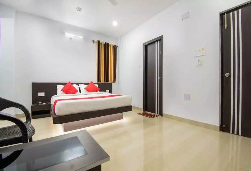 ホテル S G International By Oyo Rooms