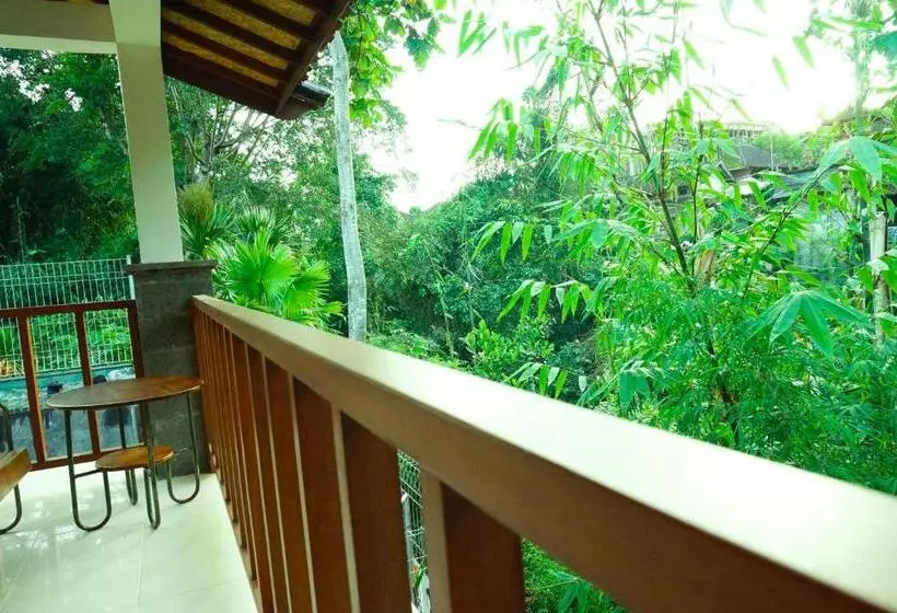 ペンション Desak Putu Putra Hidden