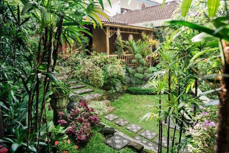 Пансион Desak Putu Putra Hidden