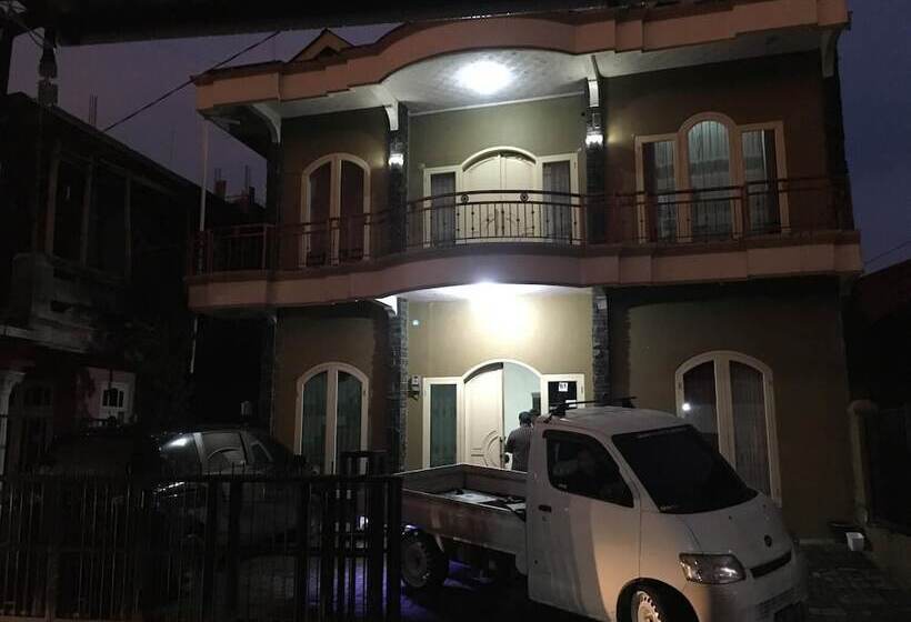 Pensão Diengku Homestay