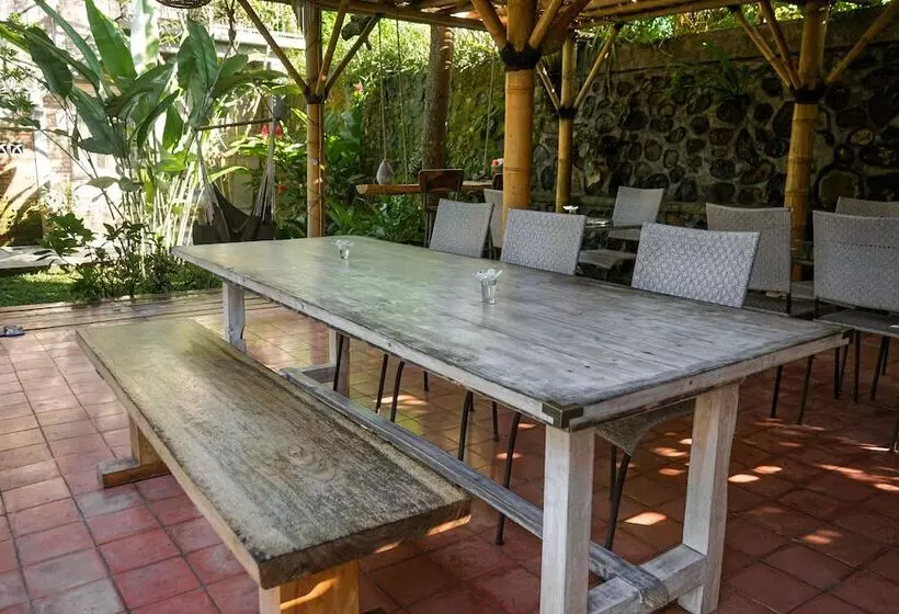 ペンション Les Rizieres Lombok Tetebatu
