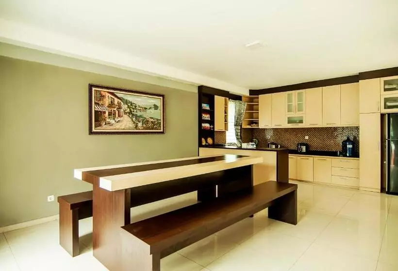 Majatalo Puri Gevana Guest House By Oyo