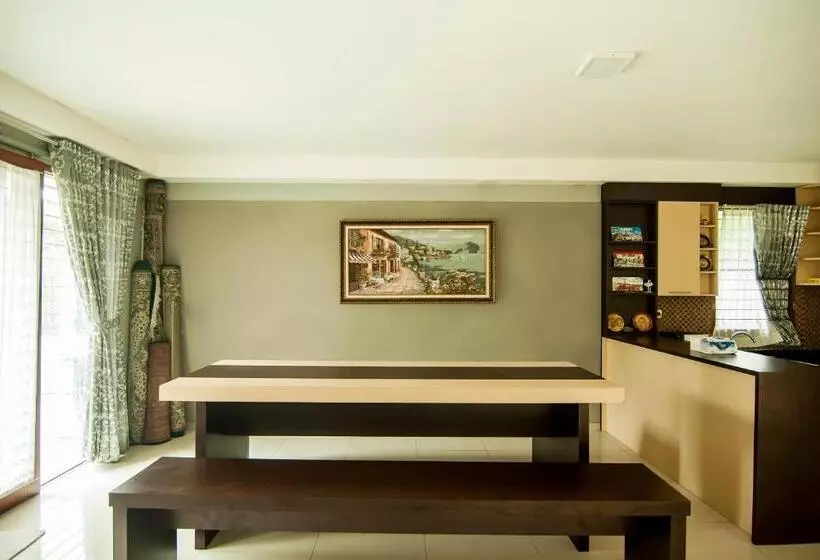 Majatalo Puri Gevana Guest House By Oyo