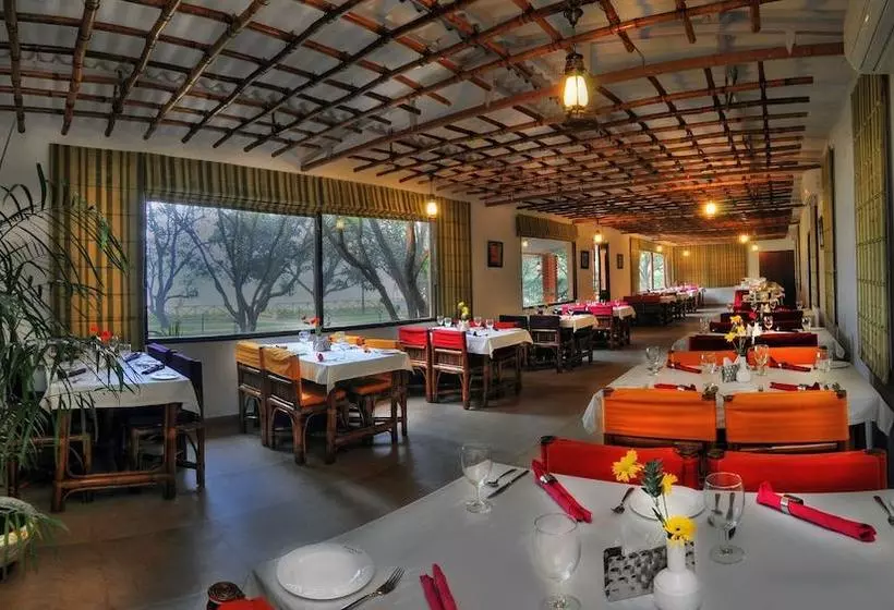 Lomakeskus Baghaan Orchard Retreat