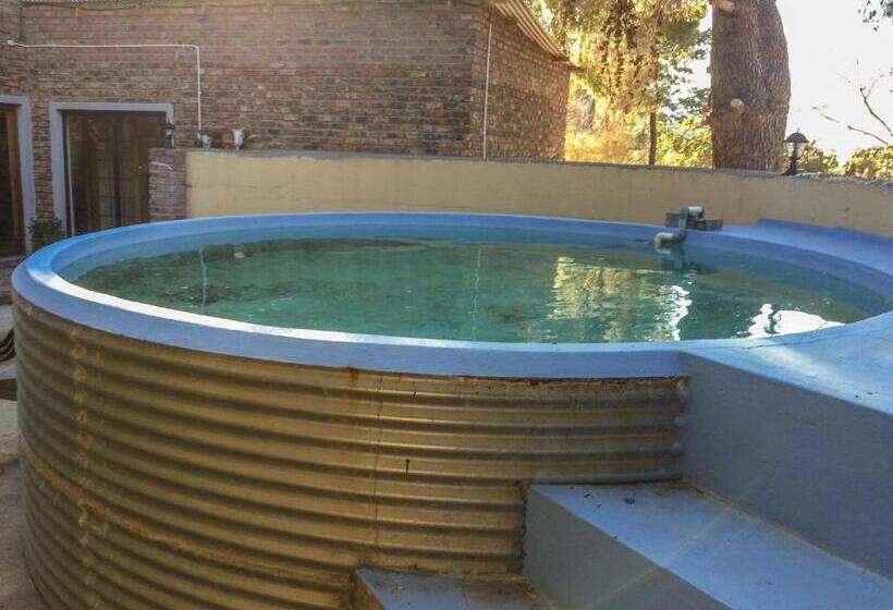 فندق Gamamadi Guest Farm