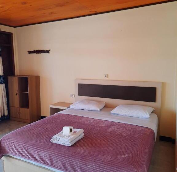 בית מלון כפרי Mas Cottages