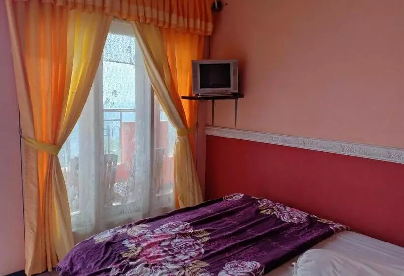 Hotelli Oyo 3020 Penginapan Citra Rasa