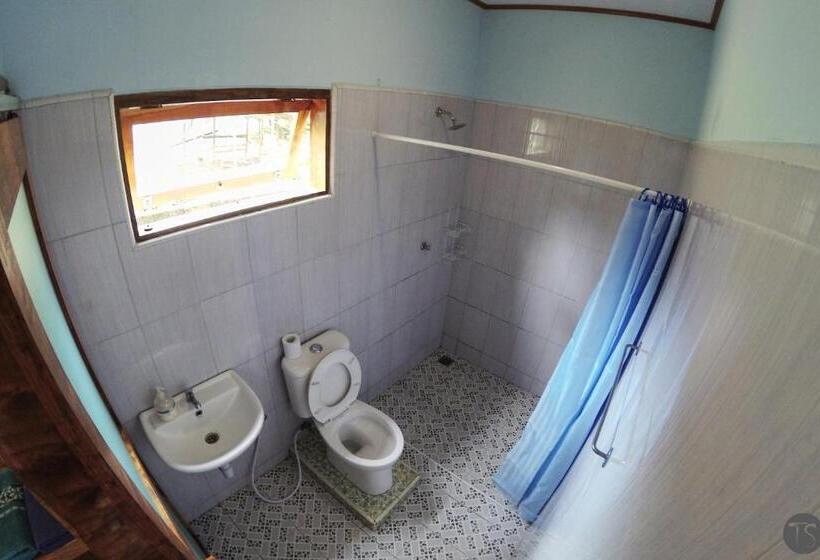 פנסיון Sadati Home Stay