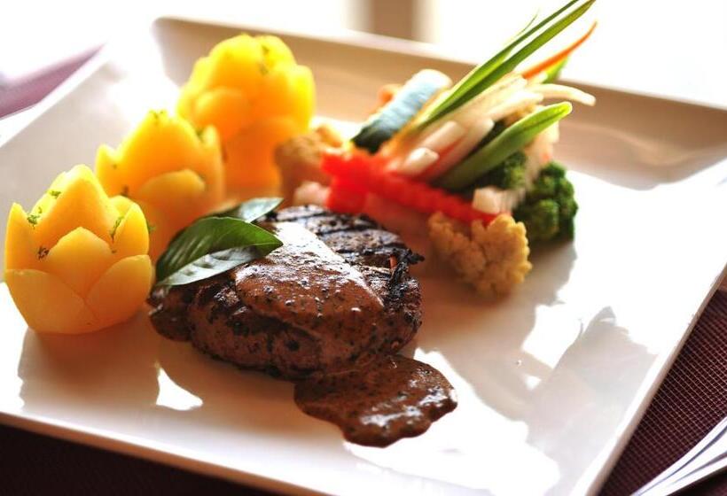 リゾートホテル Cocotinos Sekotong Lombok