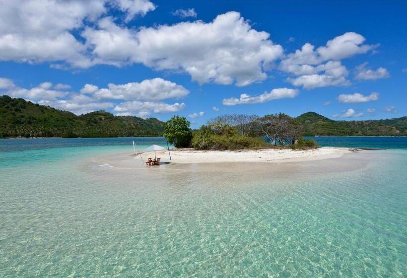 リゾートホテル Cocotinos Sekotong Lombok