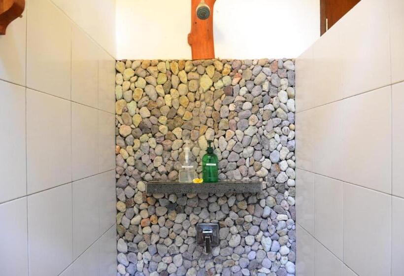 リゾートホテル Cocotinos Sekotong Lombok