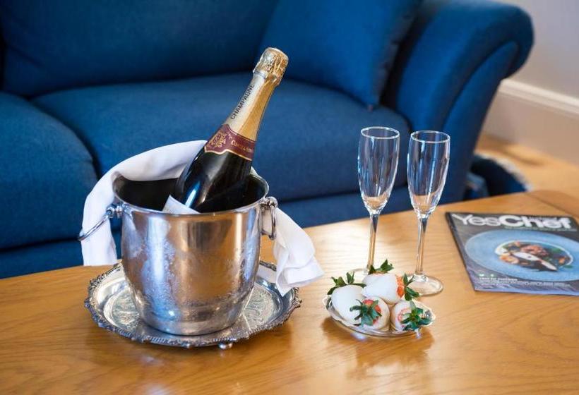 فندق The Highlands