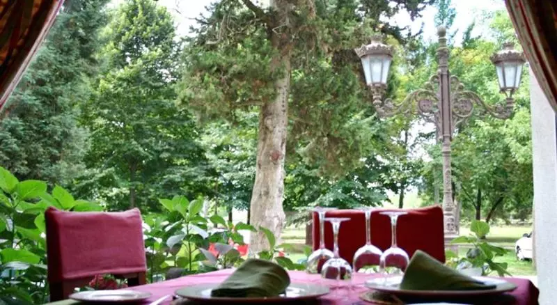 Отель Balneario De Alceda