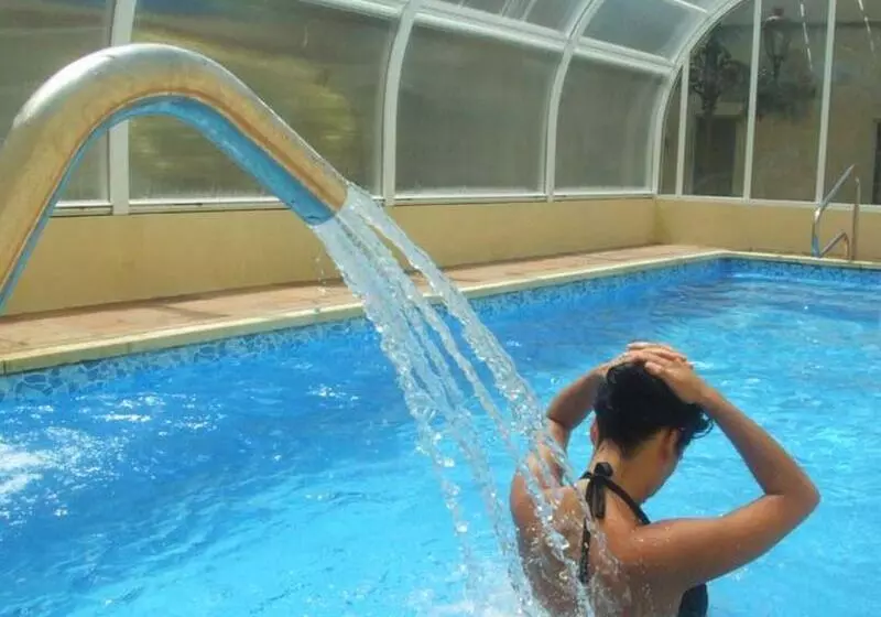 Отель Balneario De Alceda