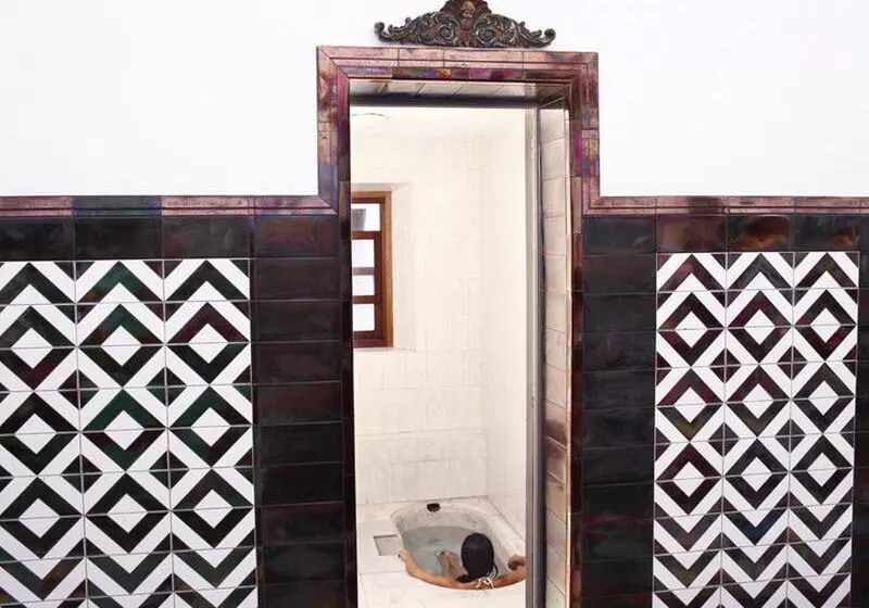 Отель Balneario De Alceda