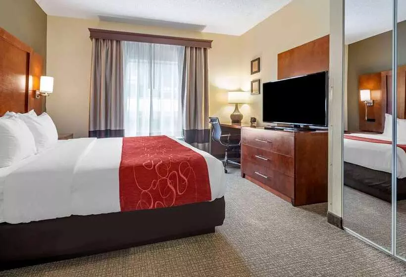 هتل Comfort Suites Newark  Harrison