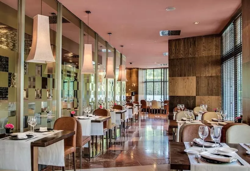 هتل Eurostars Suites Mirasierra