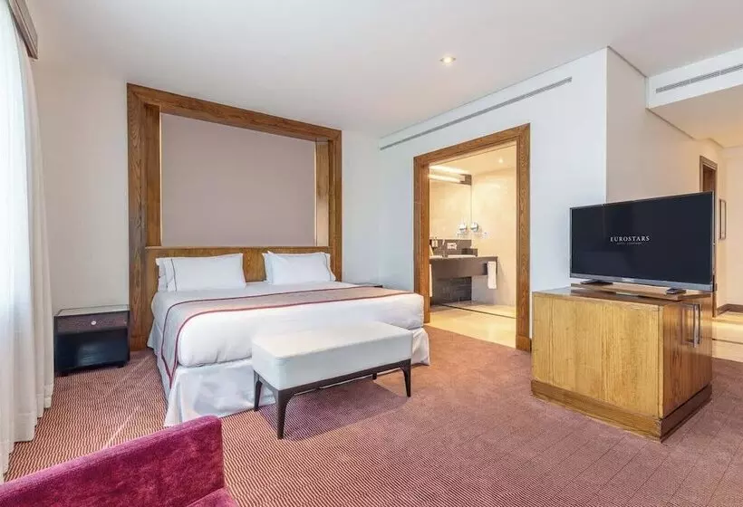 هتل Eurostars Suites Mirasierra