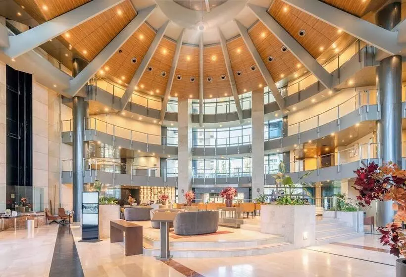هتل Eurostars Suites Mirasierra