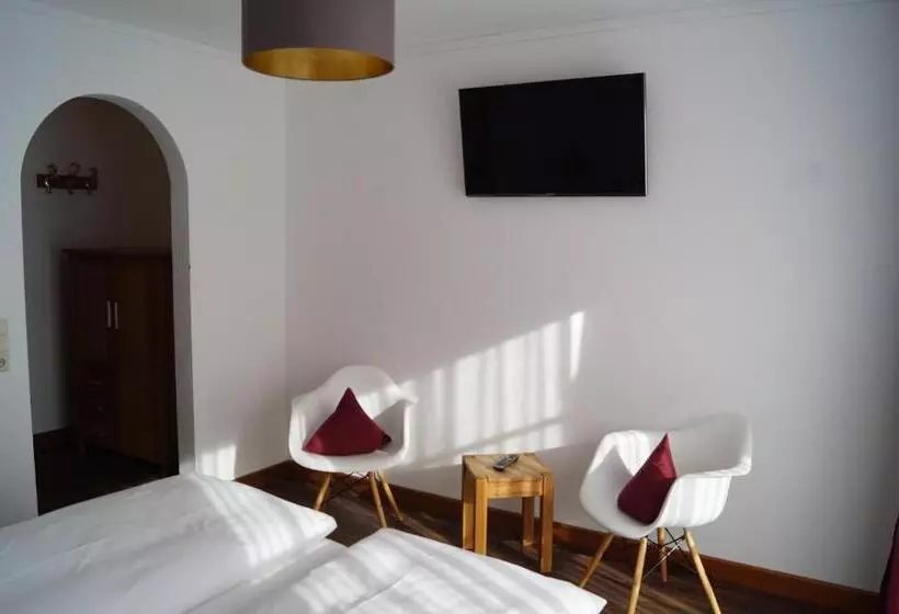 ホテル Garni Schlossblick